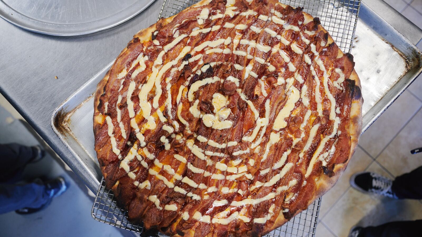 'Piggy Got Smoked' Bacon Pizza – Gozney