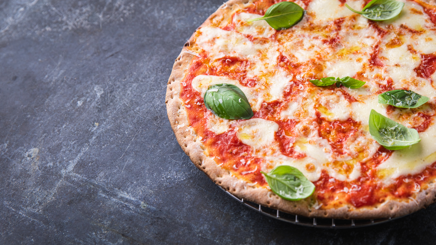 Cracker-Thin Style Pizza recipe poster image